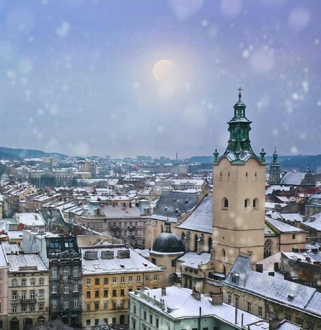 Edem Apartments In Lviv Exteriör bild